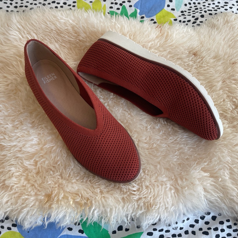 Eileen Fisher Heaven stretch knit wedge ballet shoe. Rust colored. Size 9